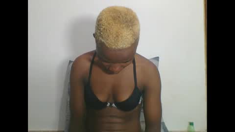 PHOEBE online show from 01-13-26, 05:35