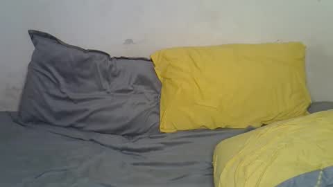 Snapshot of afrii_kity chatting on 10-17-25, 03:31 afrii_kity online show from 10-17-25, 03:31