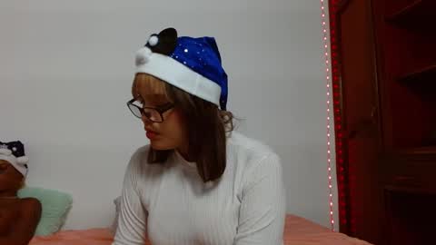 afroblack_2024 online show from 12-20-24, 08:34