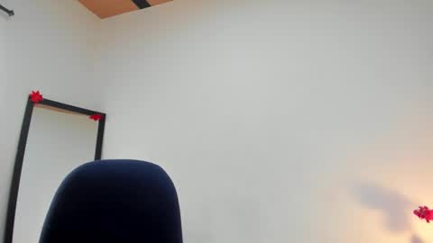 Lorena online show from 10-29-25, 03:03