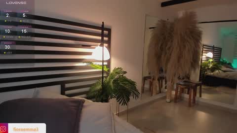 Emma online show from 12-24-24, 06:28