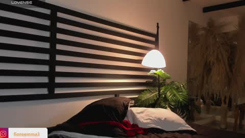 Emma online show from 01-24-25, 12:31