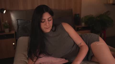 Emma online show from 09-18-25, 01:18