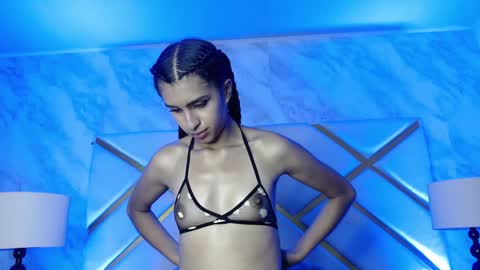 Snapshot of afrodita_scorpion chatting on 01-13-25, 12:30 AfroditaX online show from 01-13-25, 12:30