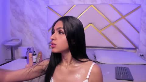 Snapshot of afrodita_scorpion chatting on 03-10-25, 08:34 AfroditaX online show from 03-10-25, 08:34