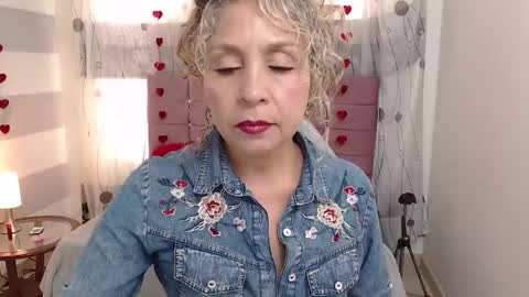 Snapshot of afrodita_sg chatting on 03-01-25, 04:44 afrodita_sg online show from 03-01-25, 04:44