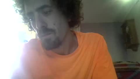 Snapshot of afromanblake chatting on 10-19-25, 08:31 afromanblake online show from 10-19-25, 08:31