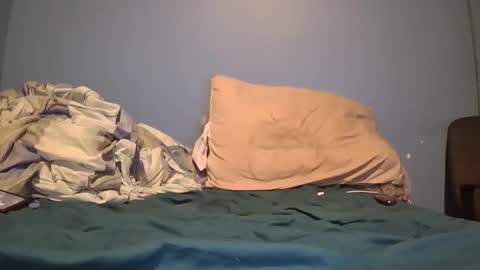 Snapshot of ag___ chatting on 09-19-25, 06:59 ag___ online show from 09-19-25, 06:59