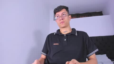 Snapshot of agarevans chatting on 01-03-25, 04:22 AGAR online show from 01-03-25, 04:22