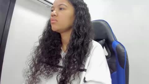 A G A T A  online show from 01-15-26, 12:32