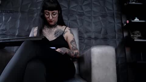  Miss Agata  online show from 12-18-25, 08:59