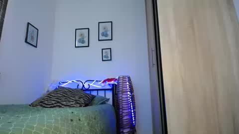 DIANA  online show from 12-19-24, 04:35