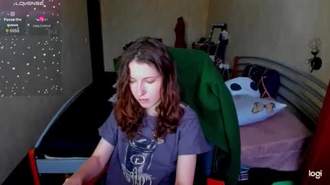 agata_in_wonderland online show from 12-20-25, 09:38