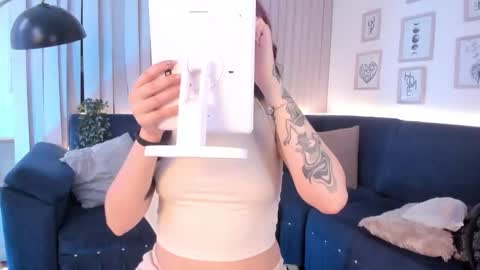 Snapshot of agata_volkov chatting on 03-03-26, 08:37 Agata Volkov online show from 03-03-26, 08:37