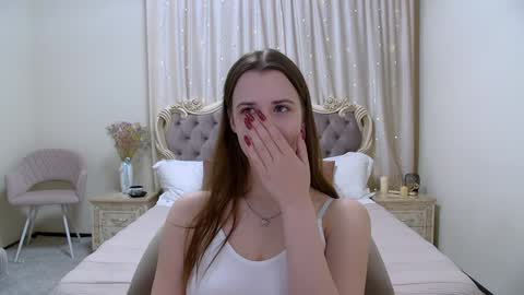 Snapshot of agataaisitt chatting on 01-29-25, 08:35 Agata Aisitt online show from 01-29-25, 08:35