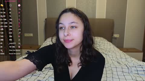 Snapshot of agatha_lynn chatting on 12-22-24, 01:00 hi Im Agatha nice to meet you online show from 12-22-24, 01:00