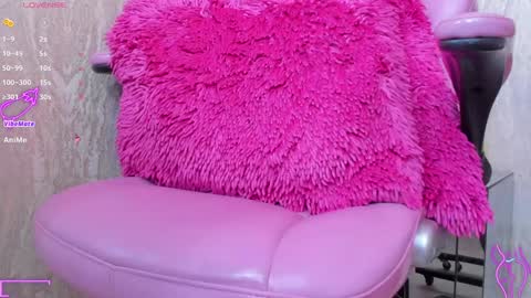 LUNNA online show from 01-13-25, 09:09