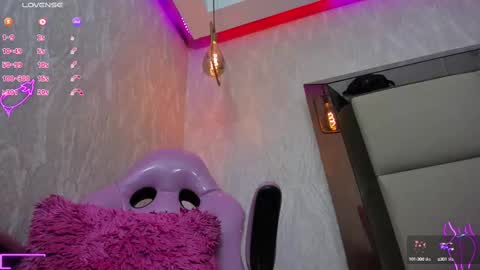 LUNNA online show from 02-11-25, 07:38