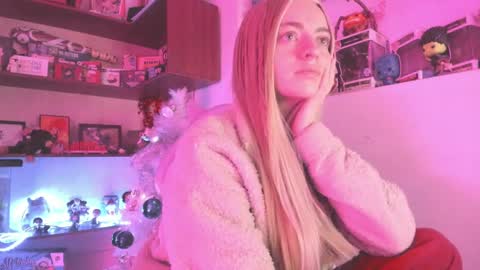 Camila     2 online show from 12-10-24, 06:11