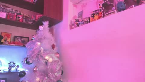 Camila     2 online show from 12-11-24, 10:14