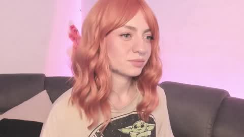 Camila     2 online show from 10-01-25, 11:11