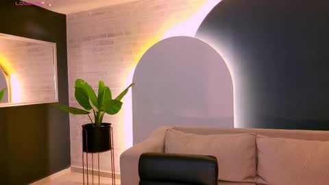 Snapshot of agathakondo chatting on 11-03-25, 08:21 Agatha online show from 11-03-25, 08:21