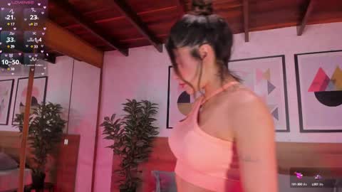 Snapshot of agattaduque chatting on 02-18-25, 01:10    online show from 02-18-25, 01:10