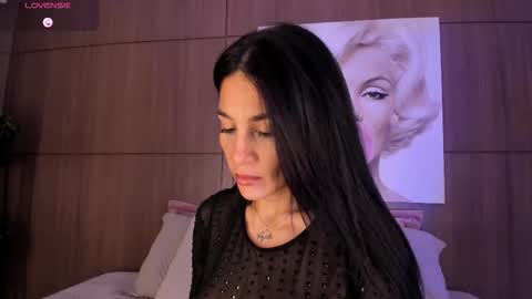 Snapshot of agattaduque chatting on 11-03-25, 12:46 online show from 11-03-25, 12:46