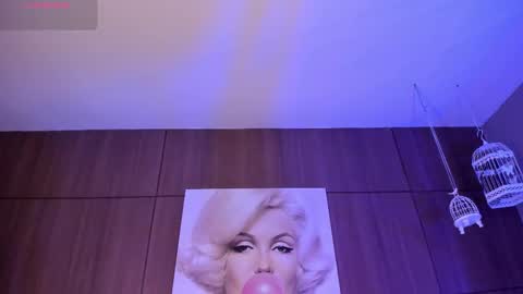 Snapshot of agattaduque chatting on 11-23-25, 10:53 online show from 11-23-25, 10:53