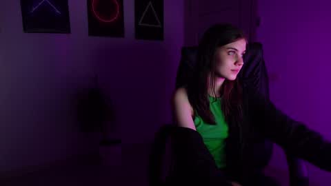 Agelina Lilly Laura online show from 01-21-25, 07:50