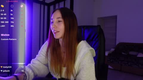 Agelina Lilly Laura online show from 03-04-25, 10:05