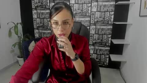 Aghata Moon online show from 03-05-25, 06:45