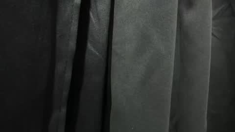 agnes_jones online show from 11-08-25, 12:00