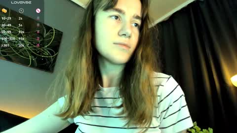 Snapshot of agniia257 chatting on 02-25-26, 03:54 Kleya online show from 02-25-26, 03:54