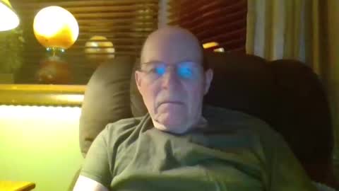 aguynrkfrd online show from 02-09-25, 10:20