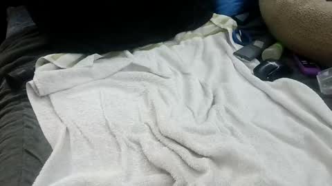 ahappyhippie online show from 12-28-24, 05:46