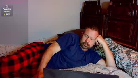 Snapshot of ahardman10 chatting on 02-16-26, 12:40 Blue Eyed Handsome Man online show from 02-16-26, 12:40