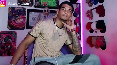 Snapshot of aharon_sexo1 chatting on 01-05-25, 09:25 Aharon  Zamora online show from 01-05-25, 09:25