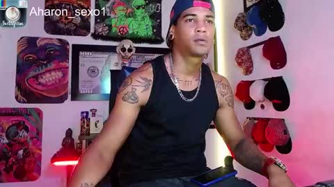 Snapshot of aharon_sexo1 chatting on 01-21-25, 03:37 Aharon  Zamora online show from 01-21-25, 03:37