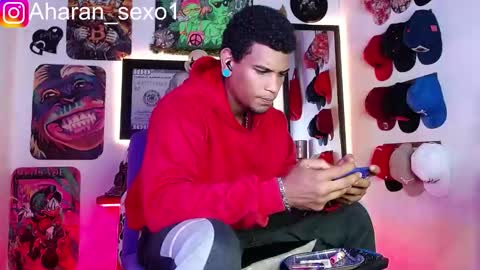 Snapshot of aharon_sexo1 chatting on 02-05-25, 03:23 Aharon  Zamora online show from 02-05-25, 03:23