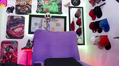 Snapshot of aharon_sexo1 chatting on 02-10-25, 06:20 Aharon  Zamora online show from 02-10-25, 06:20