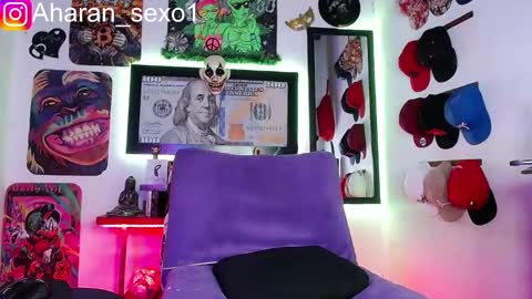 Snapshot of aharon_sexo1 chatting on 02-11-25, 03:29 Aharon  Zamora online show from 02-11-25, 03:29
