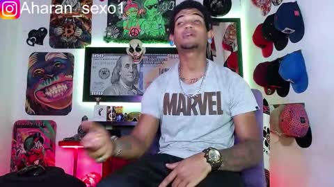 Snapshot of aharon_sexo1 chatting on 02-13-25, 06:05 Aharon  Zamora online show from 02-13-25, 06:05