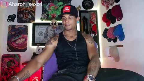 Snapshot of aharon_sexo1 chatting on 02-26-25, 03:53 Aharon  Zamora online show from 02-26-25, 03:53