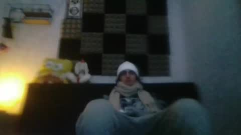 Snapshot of ahbehbi12 chatting on 12-21-24, 05:29 ahbehbi12 online show from 12-21-24, 05:29