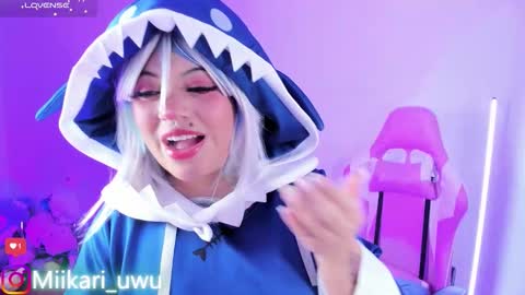 Ahri help me get to 100  online show from 12-23-25, 05:05