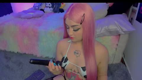 Snapshot of ahri_ossuri chatting on 09-23-25, 02:47 ahri online show from 09-23-25, 02:47