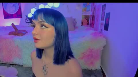 Snapshot of ahri_ossuri chatting on 09-25-25, 01:09 ahri online show from 09-25-25, 01:09