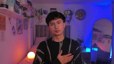 A H  online show from 10-06-25, 02:20