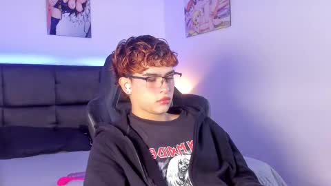 Aiden  online show from 10-09-25, 01:09